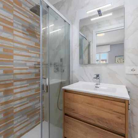 Easy Parking, 10 Min To Malpensa Express, Air Conditioning *