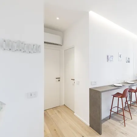 Appartamento Easylife - Design Contemporaneo Sui Navigli *