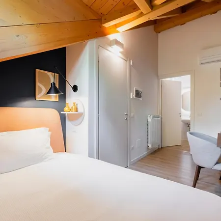 Relstay - Amendola Aparthotel