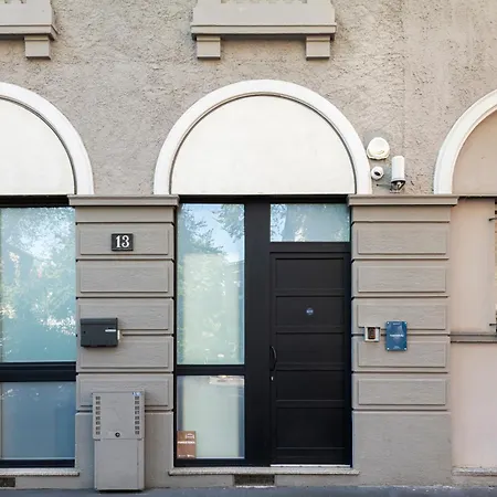 Relstay - Amendola Aparthotel