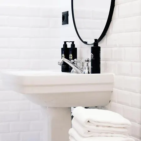 Comecasa Sforza Chic -10 Min Walk From Duomo Apartament Mediolan