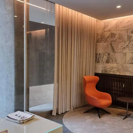 Duomo Area Luxury Design & Netflix Mood *