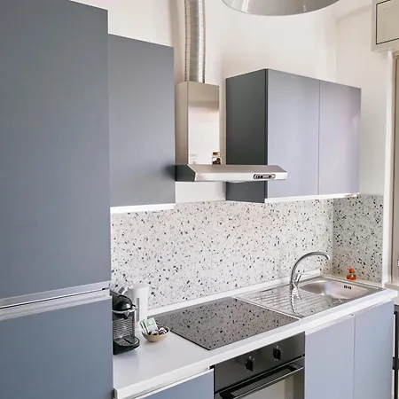 Savona 90 * Μιλάνο