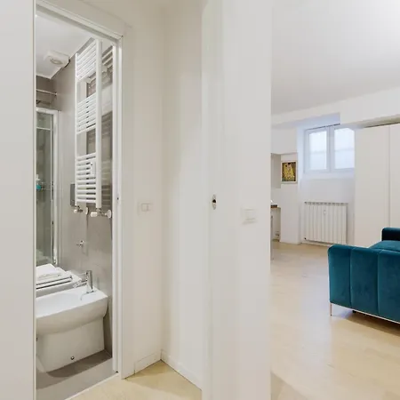 Inama - Eleganza Minimal Tra Studi E Politecnico