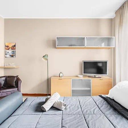 Pe19 - Bright & Modern With Park View - Daire