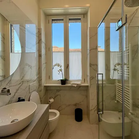 شقة Il Glicine - Luxury Urban Oasis ميلان