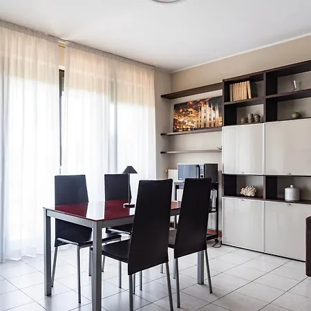 Youhosty - Citylife Terrace On The Park Milánó