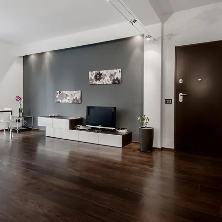 Quite And Bright Tortona District * Mediolan