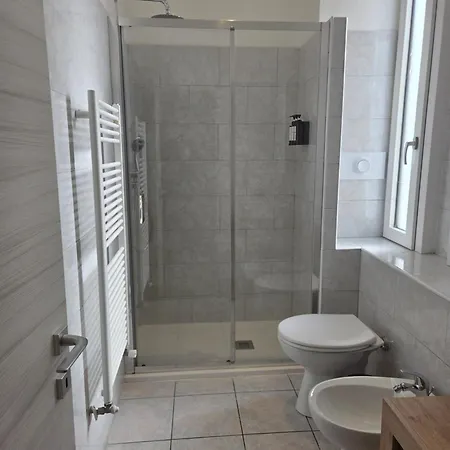 Glamour Island Milano