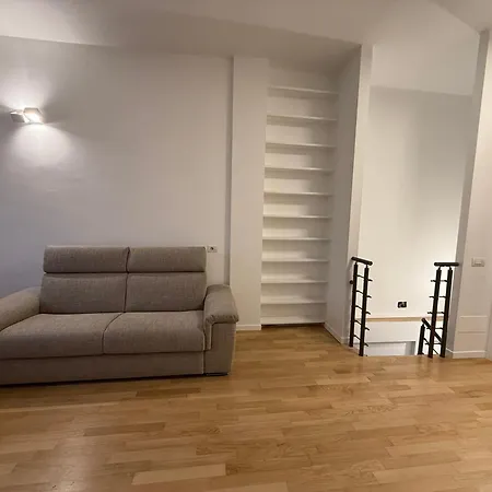 Chic Loft In Porta Venezia Сasa de vacaciones