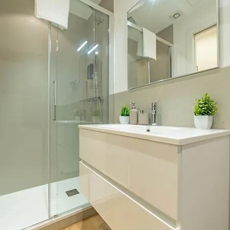 5' From Corso Sempione Elegant *