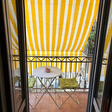 Elegant And Beautiful شقة