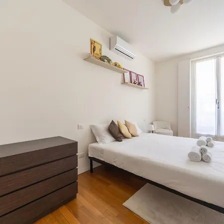 Apartament Beautiful Two-room In Maggiolina