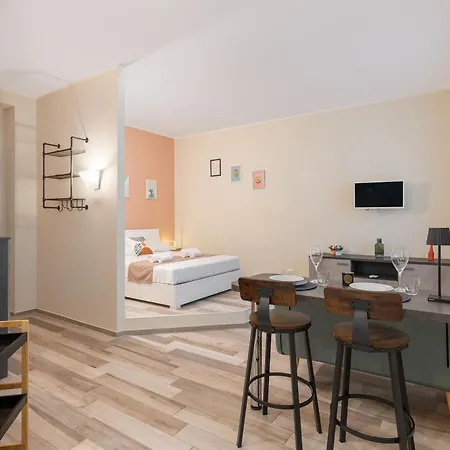 Navigli Vibes - For Couples - Romantic - Parking Apartmán