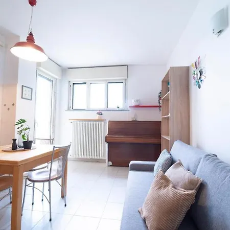 I-host Flat - Adamello 8 Apartmán
