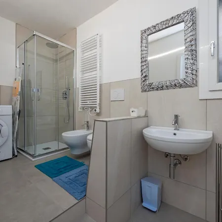 I-host Flat - Chieti 2 아파트