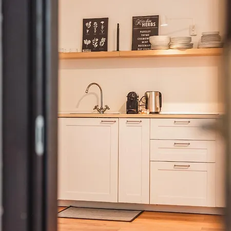 Navigli Area - Urban Oasis In Design Courtyard * Milan