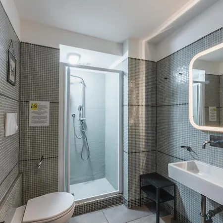 Navigli Area - Urban Oasis In Design Courtyard * Milan