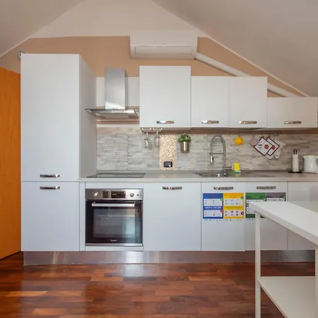 I-host - Rogoredo 21 밀라노