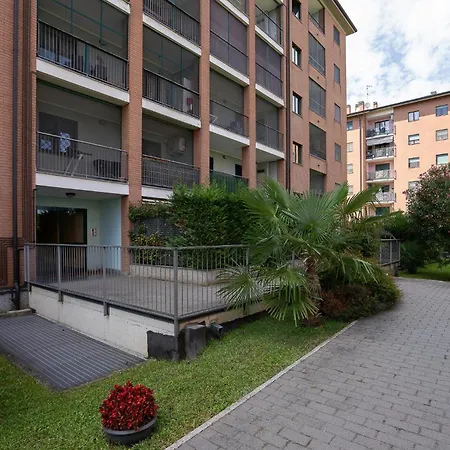 Appartamento A Pochi Minuti Da Linate, Casa Con 2 Bagni Vicino Arena Olimpica