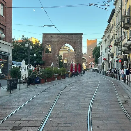 Διαμέρισμα Mora Historic Center,