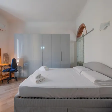 Luxury In Isola - De Castillia 20 *