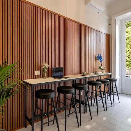 아파트 Duomo 7 Min - Historic Luxury 3 Bedrooms With Parking 밀라노