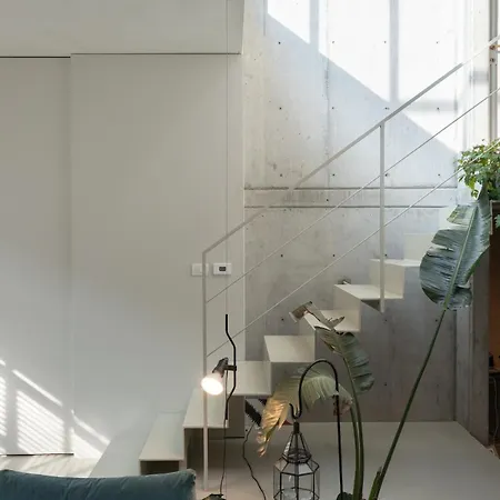 Quite Rooftop Loft In Navigli Area Milaan