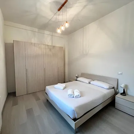 15 Minutes From The Duomo - New With Every Comfort *