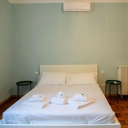 Near C. Buenos Aires - Wifi Ac Metro 3 Min Appartamento *