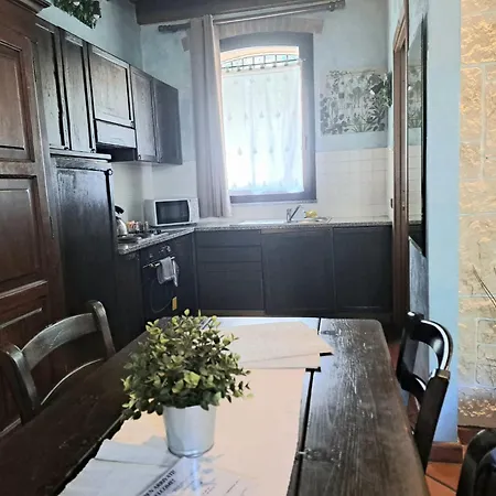 Monolocale Adelaide Abbadesse Milano