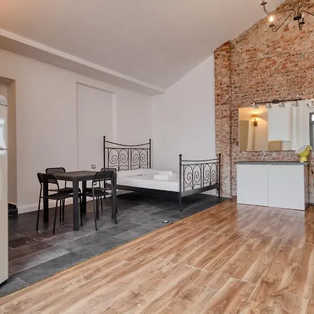 - Loft Industrial Chic Milano