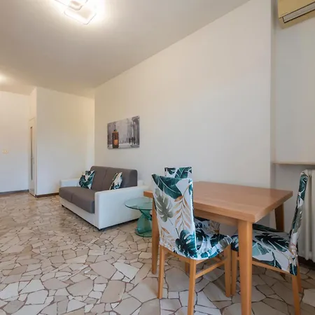 I-host - Marochetti 10 * מילאנו