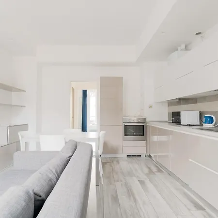 Guesthost - Mm5 Isola Bright * Milaan