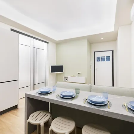 Easylife - - Gregorio 43 Ap2 - Porta Venezia Apartment *