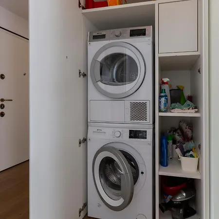 Hello Navigli アパート