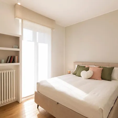 Hello Navigli * ミラノ