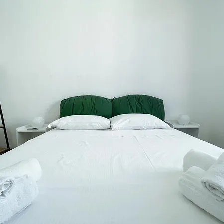 Апартаменты Borsieri Penthouse - Isola,