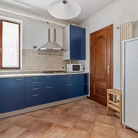 Appartement Ampia Casa Su Due Piani, A Pochi Minuti Dai Navigli E Metro