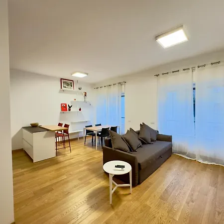 Sempione Chic Apartment, Citycenter, *