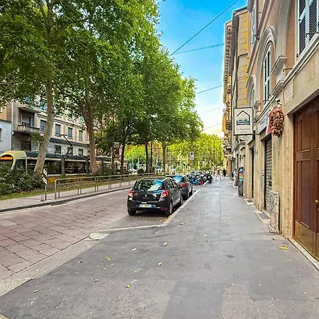 Apartman Porta Romana, Fermata Tram Sotto Casa, Wifi Veloce *