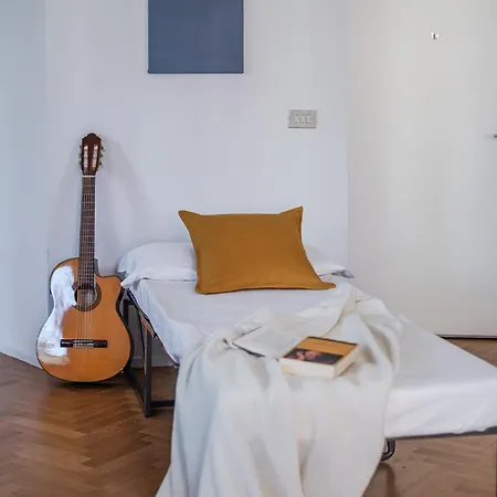 The Morning Sound - Isola Premium Penthouse