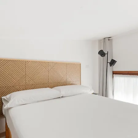 Guesthost - Bright Navigli Appartement *