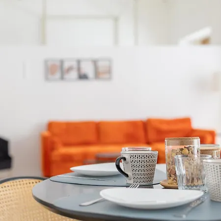 Enora Aapts By Sweett - Sirtori Appartement