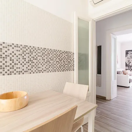 Guesthost - Cosy Porta Venezia & Buenos Aires! Apartament Mediolan