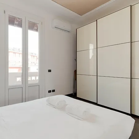 Guest Host Milano- Brenta M3 Balcony