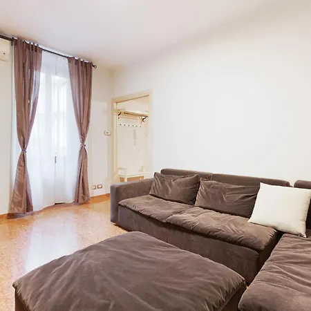 Guesthost - Arco Della Pace Appartement Milan