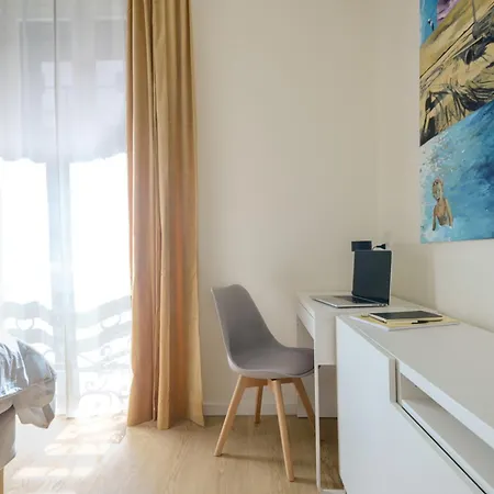 Guesthost - Cozy Flat X4 In Mm3 Porta Romana! Apartamento