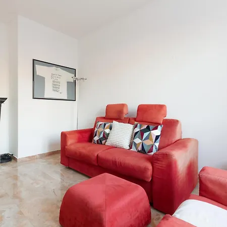 Guesthost - Milano- Lorenteggio Balcony Apartment *