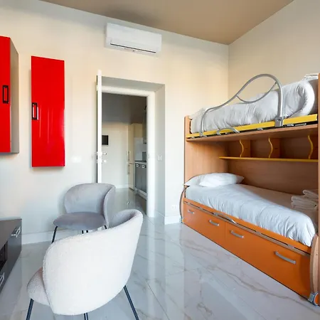 Appartement Guesthost - Bright With Balcony - Piazzale Loreto